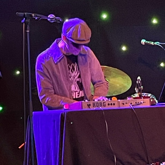 Meet your Posher - Picture 5 of 7